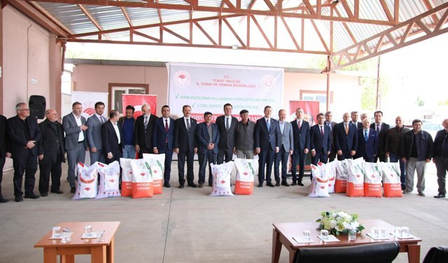 Tokat’ta Çiftçiye Dev Destek: 3 Bin 476 Üreticiye 39 Milyon TL’lik Tohum Desteği