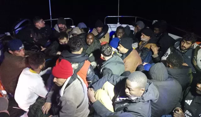 Bodrum Açıklarında 30 Göçmen Kurtarıldı