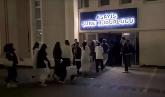 Eğlence Mekanlarına Operasyon: 29 Gözaltı, 38 Sınır Dışı