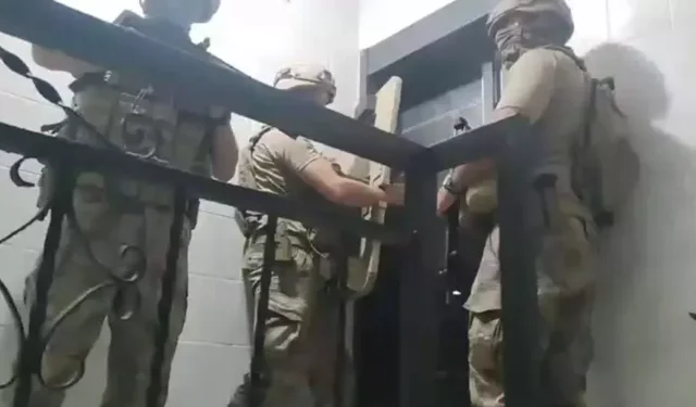 İzmir’de Sosyal Medya Paylaşımlarına 30 Gözaltı