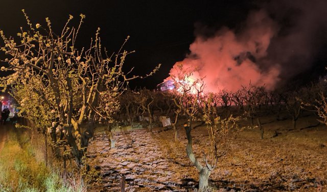 Tokat’ta Ahşap Ev Yangını: Kullanılamaz Hale Geldi