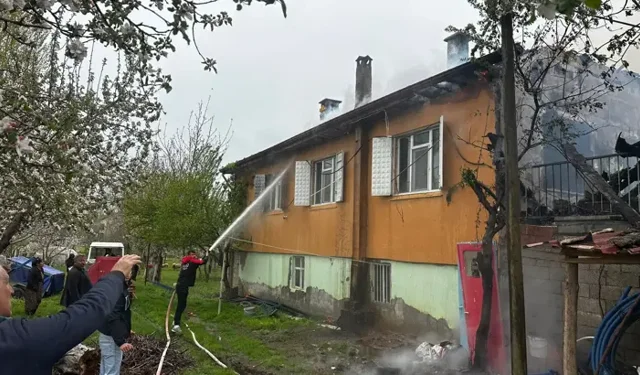 Yalvaç’ta Ev Yangını: Maddi Hasar Oluştu