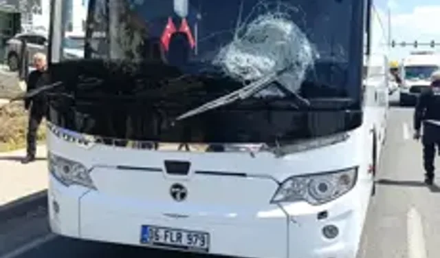 Yolcu Otobüsü Öğrenciye Çarptı: Hastaneden Acı Haber Geldi