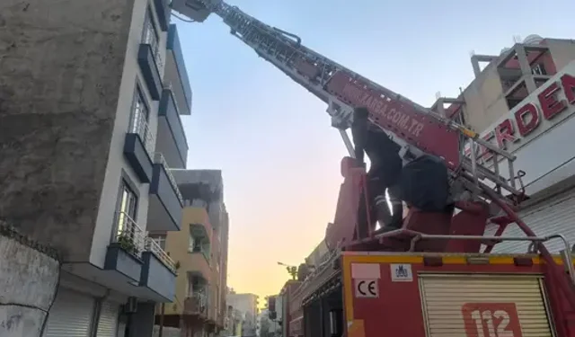Çatı Katı Alevlere Teslim: Mahalleli Sokağa Döküldü!