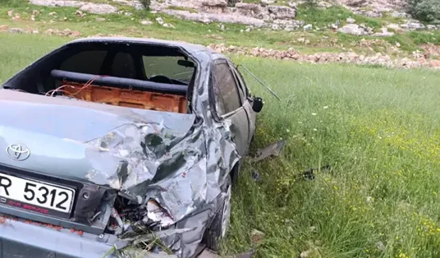 Midyat'ta Korkutan Kaza: Otomobil Tarlaya Uçtu