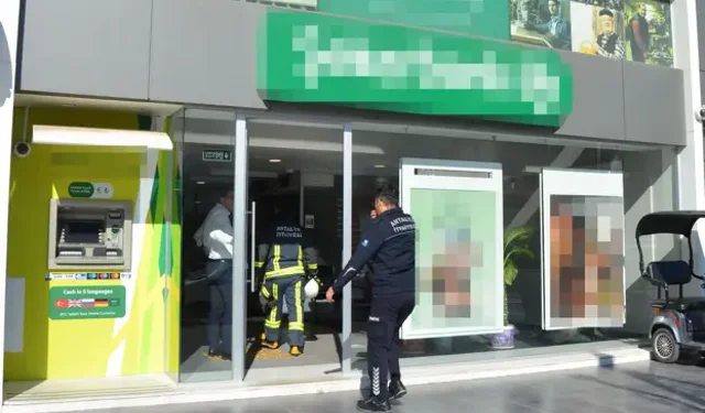 Serik’te Banka Şubesinde Duman Paniği