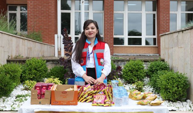 Tokat Belediyesi’nden YKS’de Öğrenci ve Velilere Tatlı İkram