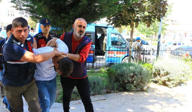 Jandarma Personelinin De Yaralandığı Bağ Evindeki Patlamanın Davasında 2 Sanığa Ağırlaştırılmış Müebbet