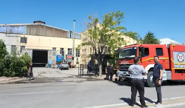 Demir Döküm Fabrikasında Patlama Sonrası Çıkan Yangın Söndürüldü