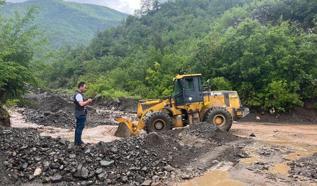 Tokat İl Özel İdaresi Sahada: Yol Yapım, Bakım ve Heyelan Müdahaleleri Aralıksız Sürüyor