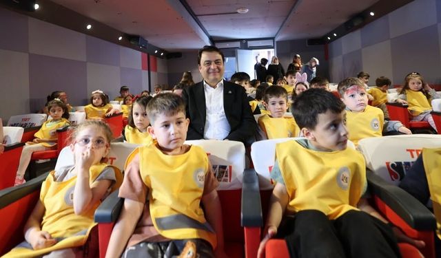 TRT Sinema Tırı Tokat’ta! Çocukları Dolu Dolu Bir Gün Bekliyor