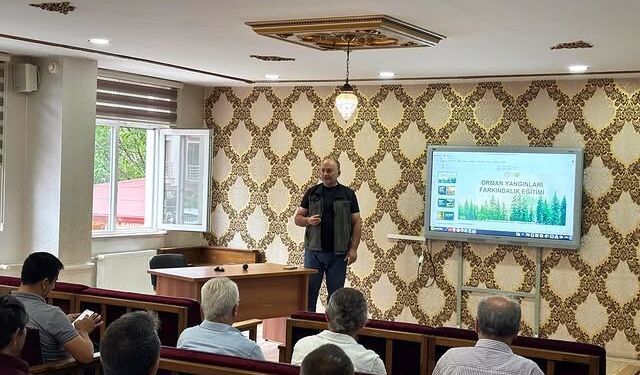 Erbaa'da Okullarda Orman Yangınları ve Korunma Yolları Semineri Verildi