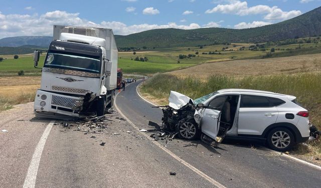 Tokat’ta Trafik Kazası; 4 Yaralı