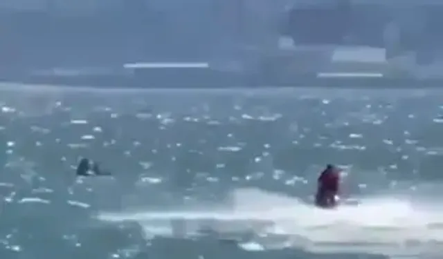 Rüzgarla Açığa Sürüklenen SUP'taki Anne Ve Kızı Cankurtaranlar Kurtardı
