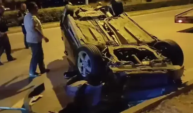 Kaza Yapan Otomobilin Sürücüsü Kaçtı