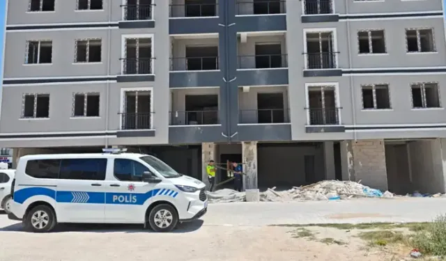 İnşaatın 1'inci Katından Düşen İşçi Öldü