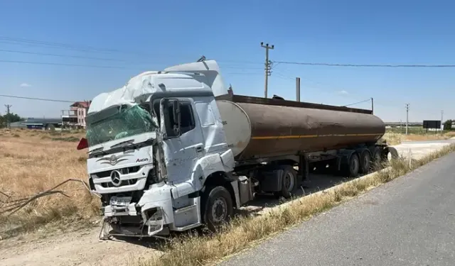 Aksaray'da Tanker Devrildi: 1 Yaralı