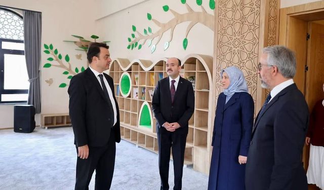 Vali Abdullah Köklü ve Bakan Yardımcısı Adil Çalışkan’dan Güneşli Çocuk Akademisi’ne Ziyaret