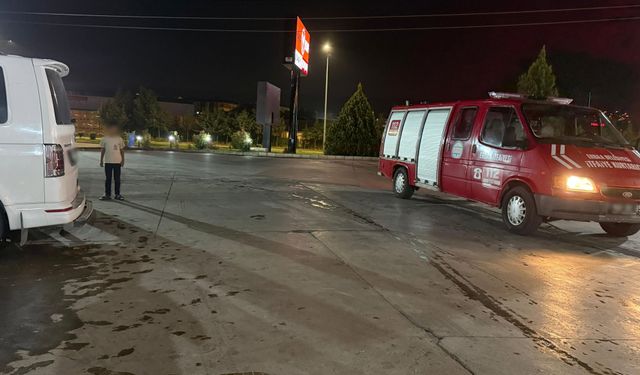 Erbaa’da Minibüste Mahsur Kalan Minik Hasan Kurtarıldı!