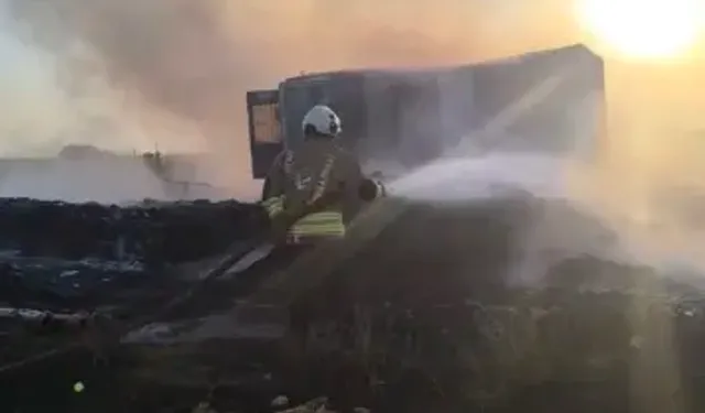 Reyhanlı’da Sulama Boruları Yandı