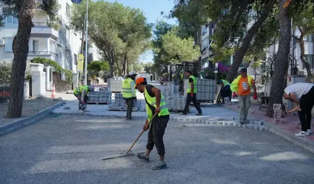 Ayvalık'ta Yol Dönüşümü 150 Evler Mahallesi'nden Başladı