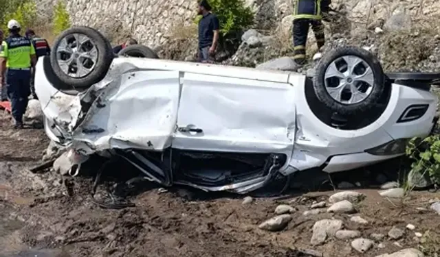 Adana’da Otomobil Dereye Uçtu: 2 Ölü, 1 Yaralı