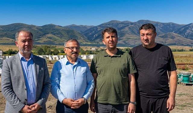 Milletvekili Beyazıt ve İl Başkanı Dizer Artova Sulama Projesini İnceledi