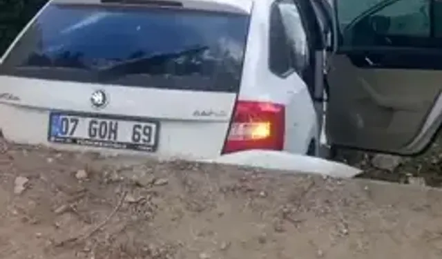 Otomobil Bahçeye Düştü: 2 Yaralı