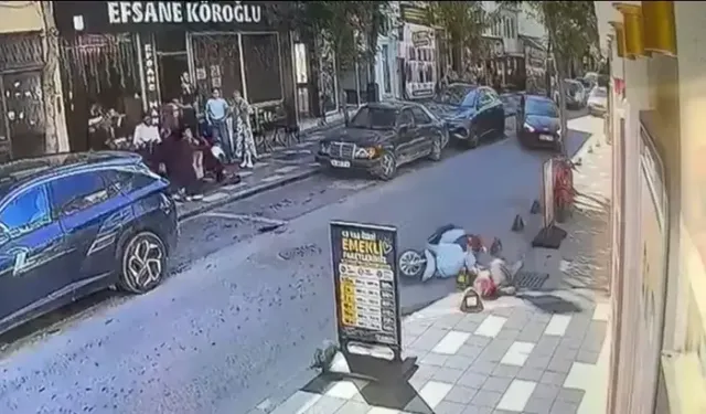 Beton Dubaya Çarpan Motosikletin Sürücüsü Yaralandı; Kaza Kamerada