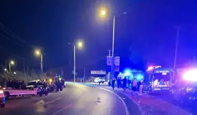 Refüjdeki Aydınlatma Direğine Çarpan Motosikletin Sürücüsü Öldü