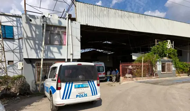 Ofisinde Kasığından Tabancayla Vurulmuş Halde Ölü Bulundu