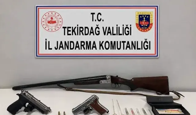 Evinde Ruhsatsız Silahlar Ele Geçen Şüpheli Gözaltında