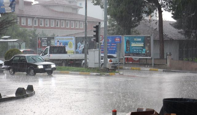 Erbaa’da Hafta Sonu Hava Durumu: Yağış Geliyor, Sıcaklıklar Düşüyor!