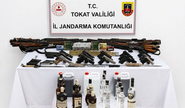 Niksar’da Dev Silah Ve Kaçakçılık Operasyonu: 14 Şüpheli Hakkında Adli İşlem