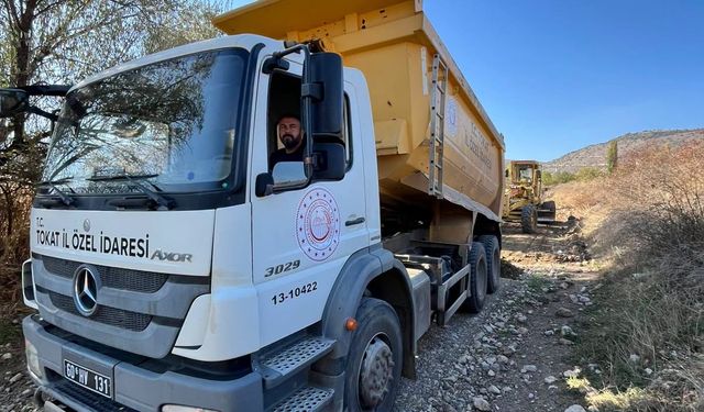 Tokat İl Özel İdaresi Zile'de Sahada: Köylerin Altyapı ve Yol Sorunları Çözülüyor