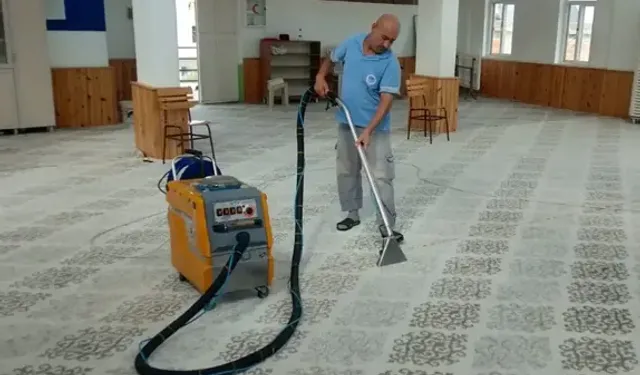 Akdeniz’de İbadethaneler Temizleniyor