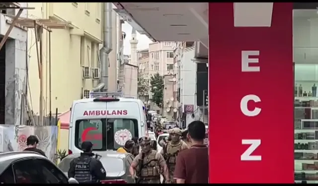 Fatih'te İcra Memurlarıyla Tartışıp Havaya Ateş Açan Kiracı Gözaltına Alındı