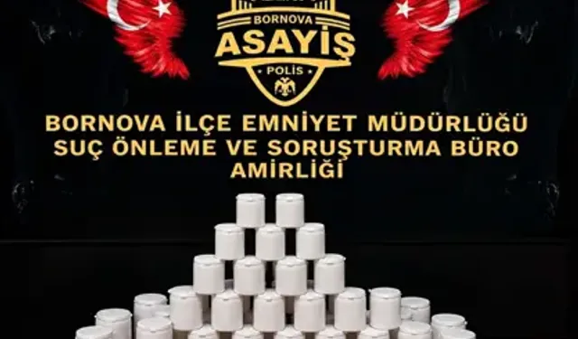 İzmir'de 2 Bin 775 Sentetik Ecza Ele Geçirildi