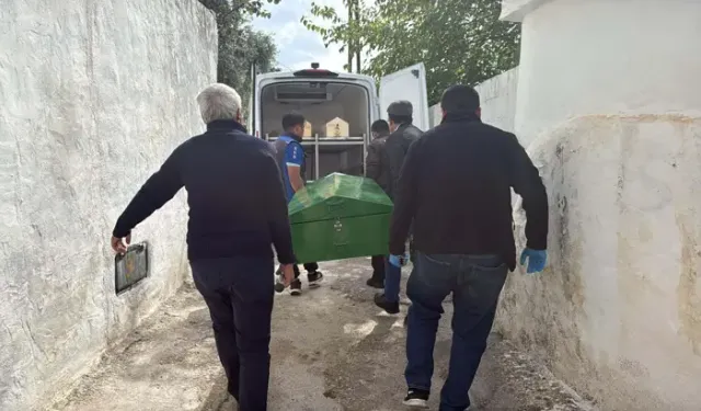 Yalnız Yaşadığı Evinde Ölü Bulundu