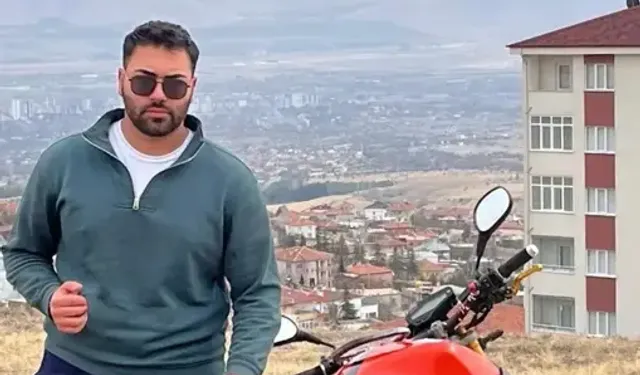 Otomobille Çarpışan Motosikletin Sürücüsü Kurtarılamadı