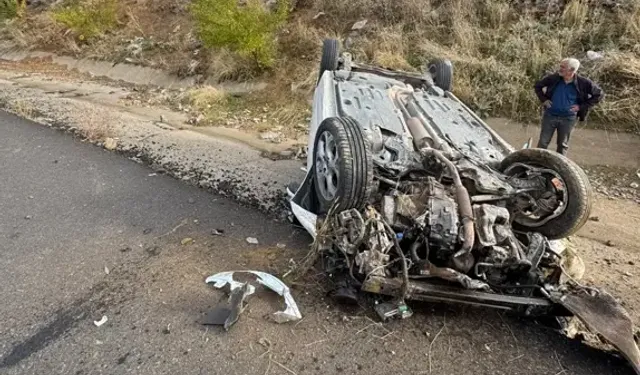 Bingöl’de Takla Atan Otomobilin Sürücüsü Yaralandı