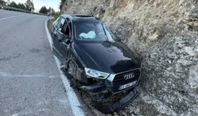 Şarampole Savrulan Otomobilin Sürücüsü Yaralandı