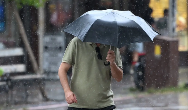 Erbaa’da Bu Hafta Hava Nasıl Olacak? Sıcaklıklar Düşüyor, Gök Gürültülü Sağanak Yağış Geliyor