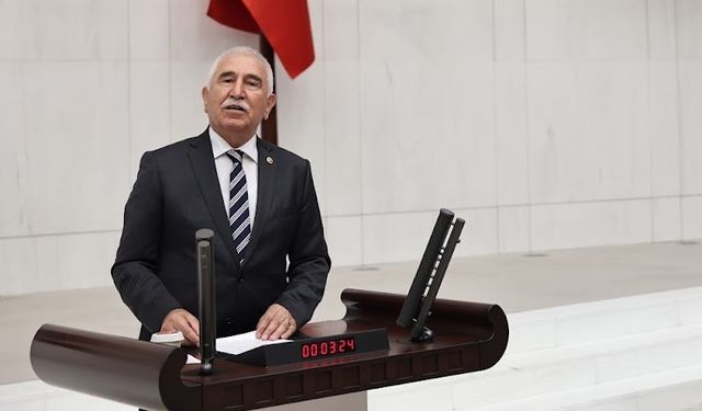 Milletvekili Durmaz: “Bir Milletin Kaderi, Bir Gecenin Kararıyla Değil, Yılların Bağımsızlık Mücadelesiyle Yazıldı!”