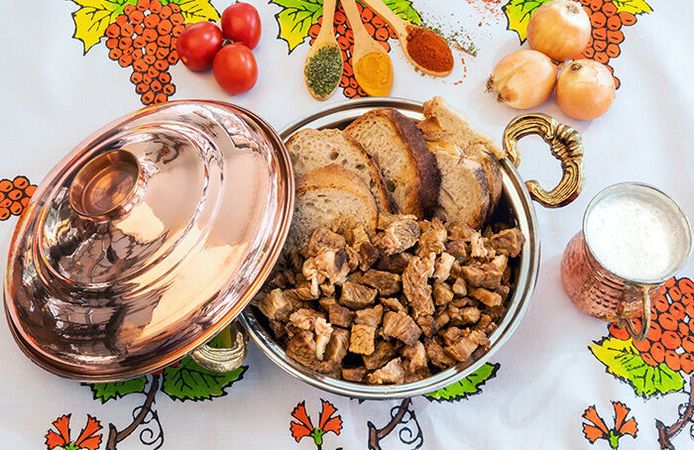 İftar Sofralarının Gizli Hazinesi: Erbaa’nın Meşhur Ferfene Yemeği Nasıl Yapılır?