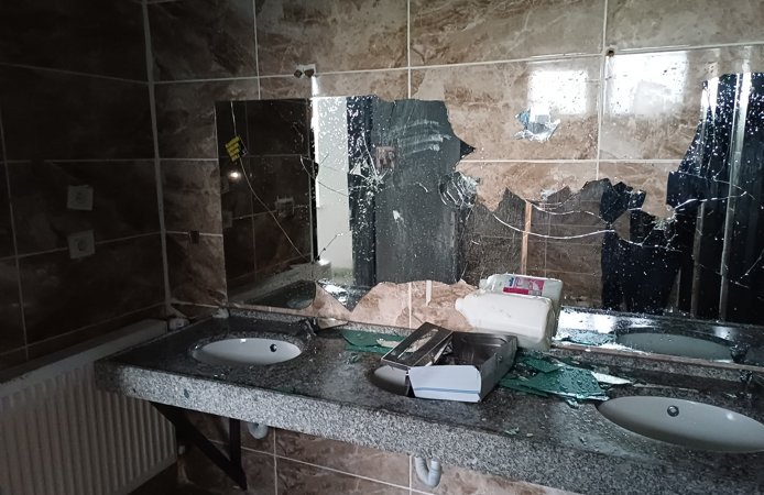 Erbaa’da Futbol Skandalı: Ankaragücü Taraftarı Stadı Savaş Alanına Çevirdi!