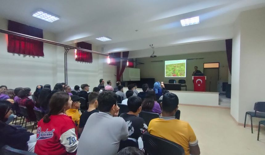 Tarım Bölümü İçin Öğrencilere Bilgilendirme Toplantısı Yapıldı