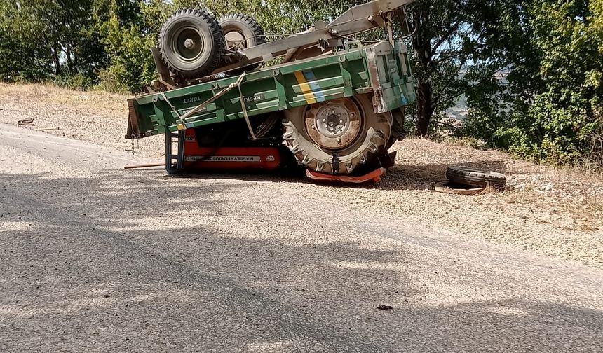 Tokat'ta Traktör Devrildi: 1 ölü, 2 Yaralı
