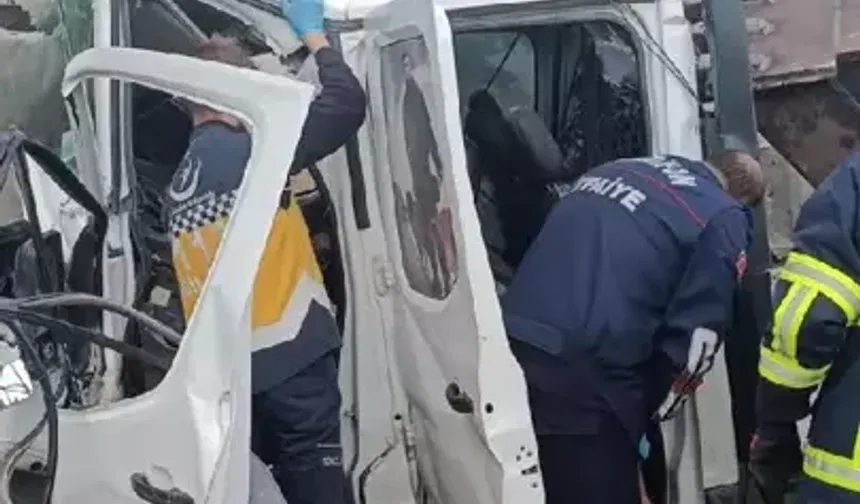 Erbaa Otobüsünün Karıştığı Trafik Kazasında: 4 Yaralı