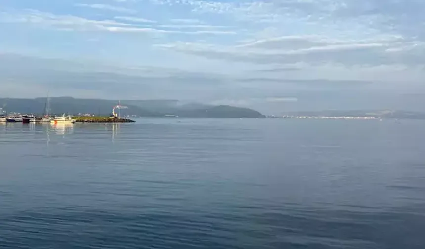Çanakkale'de Boğaz Trafiğine 'Sis' Engeli